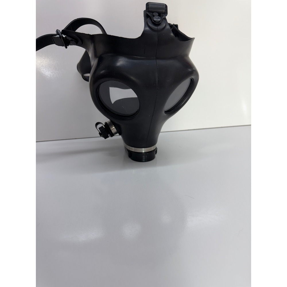 Vintage Israeli M15 Military Gas Mask Black Rubber Adjustable Straps No Filter